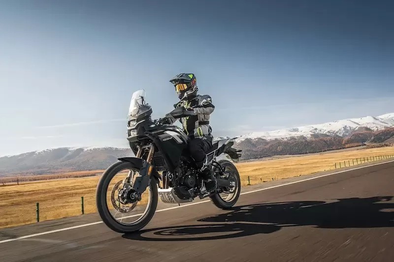 CFMOTO 450MT