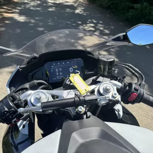 cfmoto-675-sr-r-test-ride-4.jpg