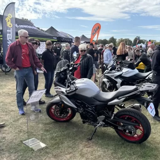 suzuki-sv-7gx-copdock-1.jpg